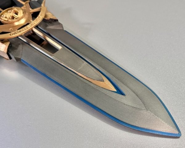 Cobalt Katar unique weapon skin in APEX Legends | Premium 3D Printed + Hand-Painted Models