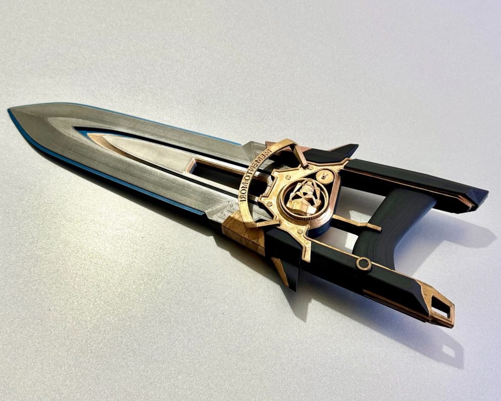 Cobalt Katar unique weapon skin in APEX Legends | Premium 3D Printed + Hand-Painted Models