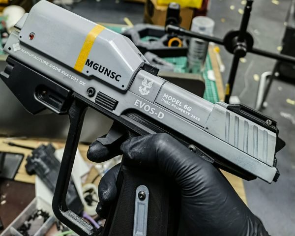 M6G Magnum Semi Auto Halo：Reach video game Weapon Replica props | 3D printing 1:1 real model