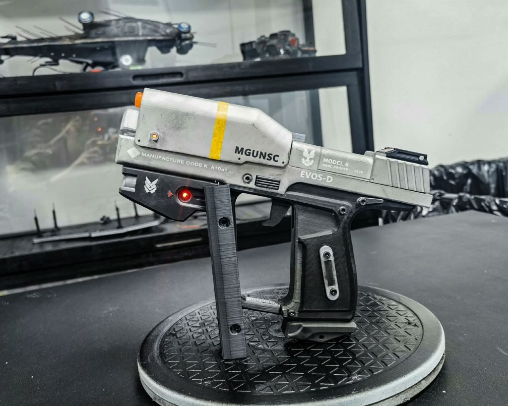 M6G Magnum Semi Auto Halo：Reach video game Weapon Replica props | 3D printing 1:1 real model